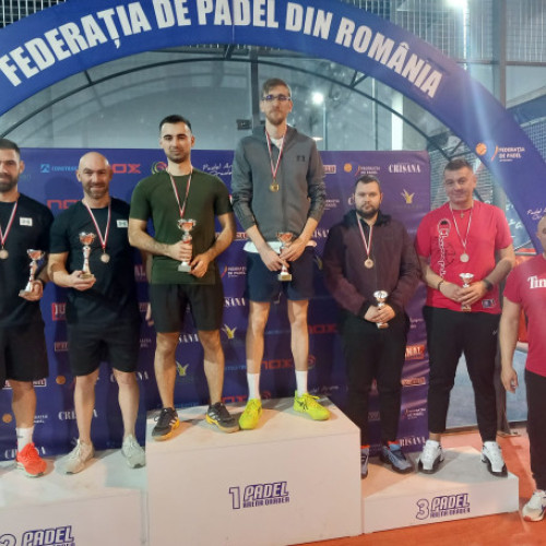 Etapa a doua din circuitul &quot;Oradea joacă padel&quot; a adunat 46 de echipe