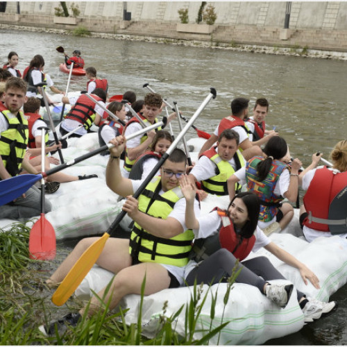 Cea de-a zecea ediție a acțiunii eco-educative „Dusi cu pluta”