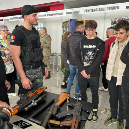 Bursa locurilor de muncă și târgul ofertelor educaționale, un succes în Bihor