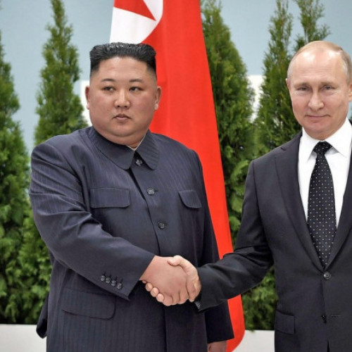 Coreea de Nord își apără cooperarea militară cu Rusia, susținând că aceste legături sunt menite să "asigure pacea și stabilitatea" în Europa și Asia, conform AFP, citată de Agerpres. Potrivit sursei, Phenianul și Moscova și-au întărit relațiile militare în ultimii ani, iar Coreea de Nord a furnizat arme și trupe pentru sprijinirea războiului Rusiei împotriva Ucrainei.