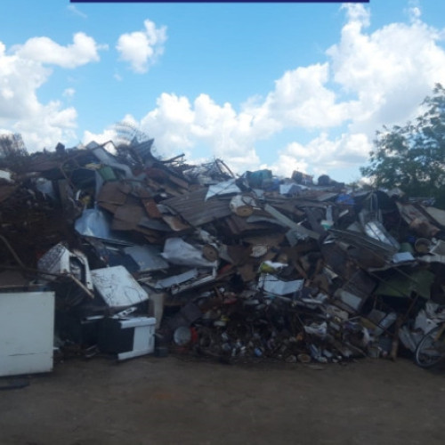 Percheziții la firme suspectate de reciclare fictivă
