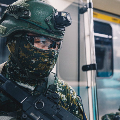 Video Rachete Stinger și lansatoare de grenade la metrou. Trupele taiwaneze se pregătesc în subteran pentru o invazie chineză