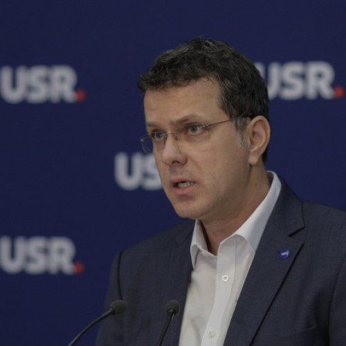 De ce nu doboară România dronele care cad în Tulcea: „Nu avem voie să tragem spre teritoriul Ucrainei”. Explicația ministrului Apărării